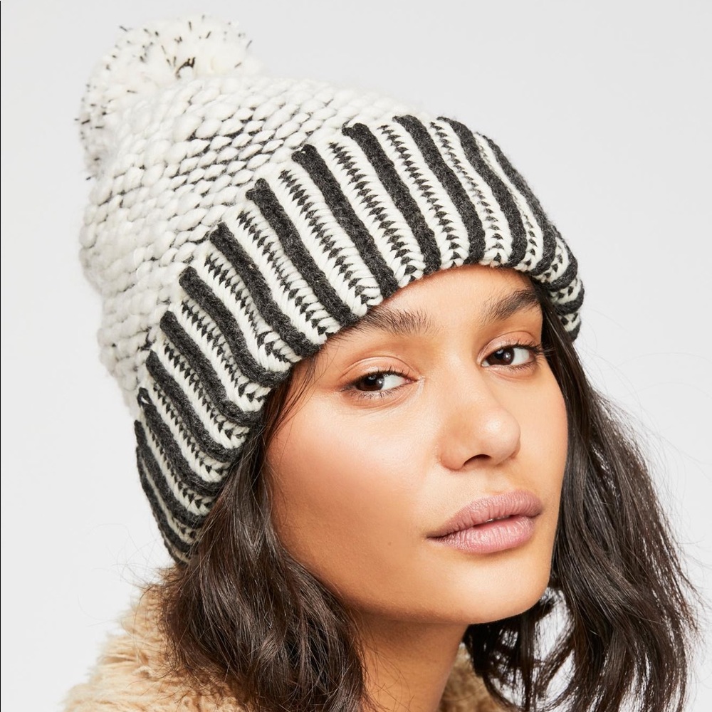 FREE PEOPLE | River Locks Pom Beanie